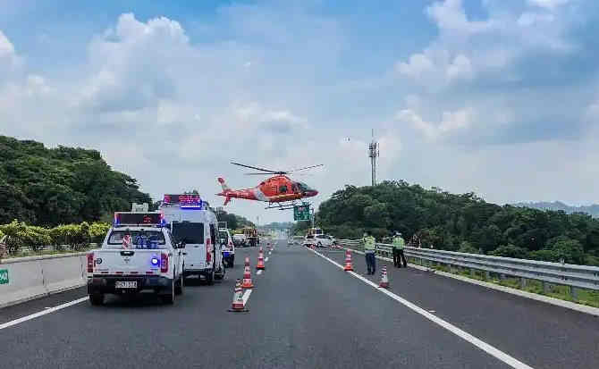 安庆高速公路汽车救援案例